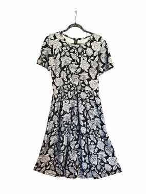 LuLaRoe Amelia Dress Black Gray Floral Print Size Large NWT